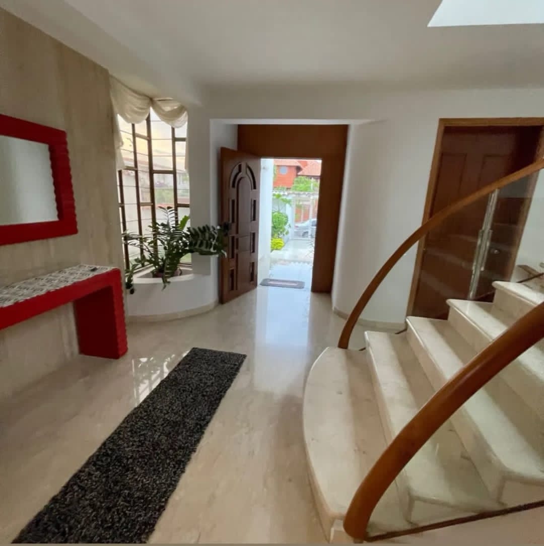 Urb. Monterreal Zona exclusiva del Este