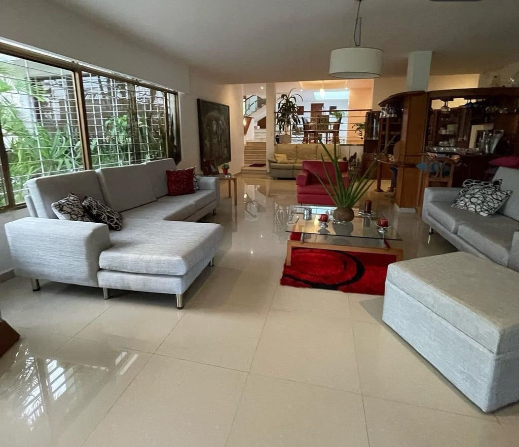 Urb. Monterreal Zona exclusiva del Este